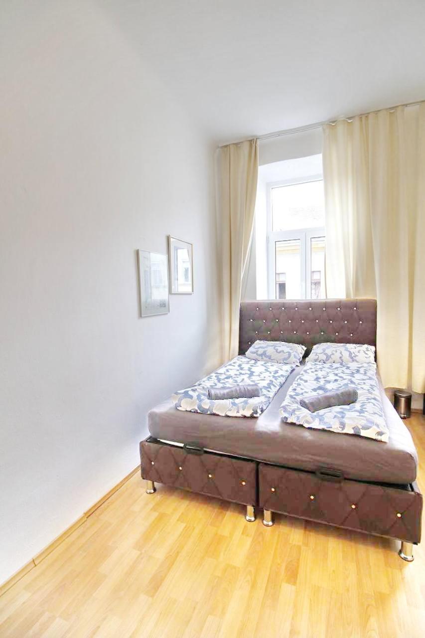 Comfortable Rooms Near Schoenbrunn Palace Hl Вена Экстерьер фото