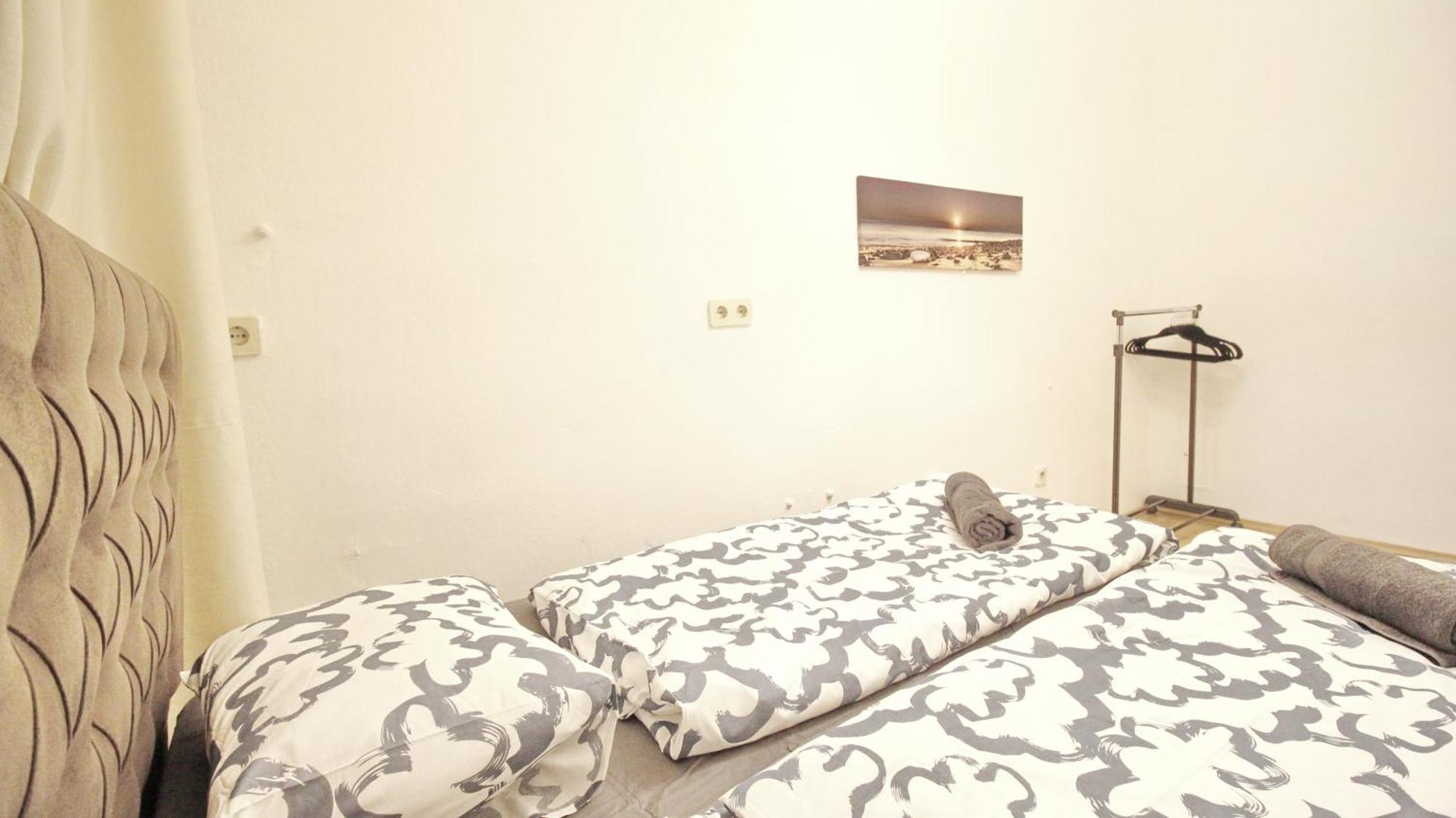 Comfortable Rooms Near Schoenbrunn Palace Hl Вена Экстерьер фото